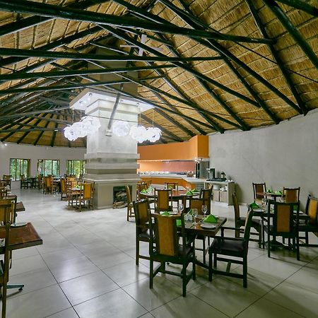 Cresta Marang Gardens Hotel Francistown Kültér fotó