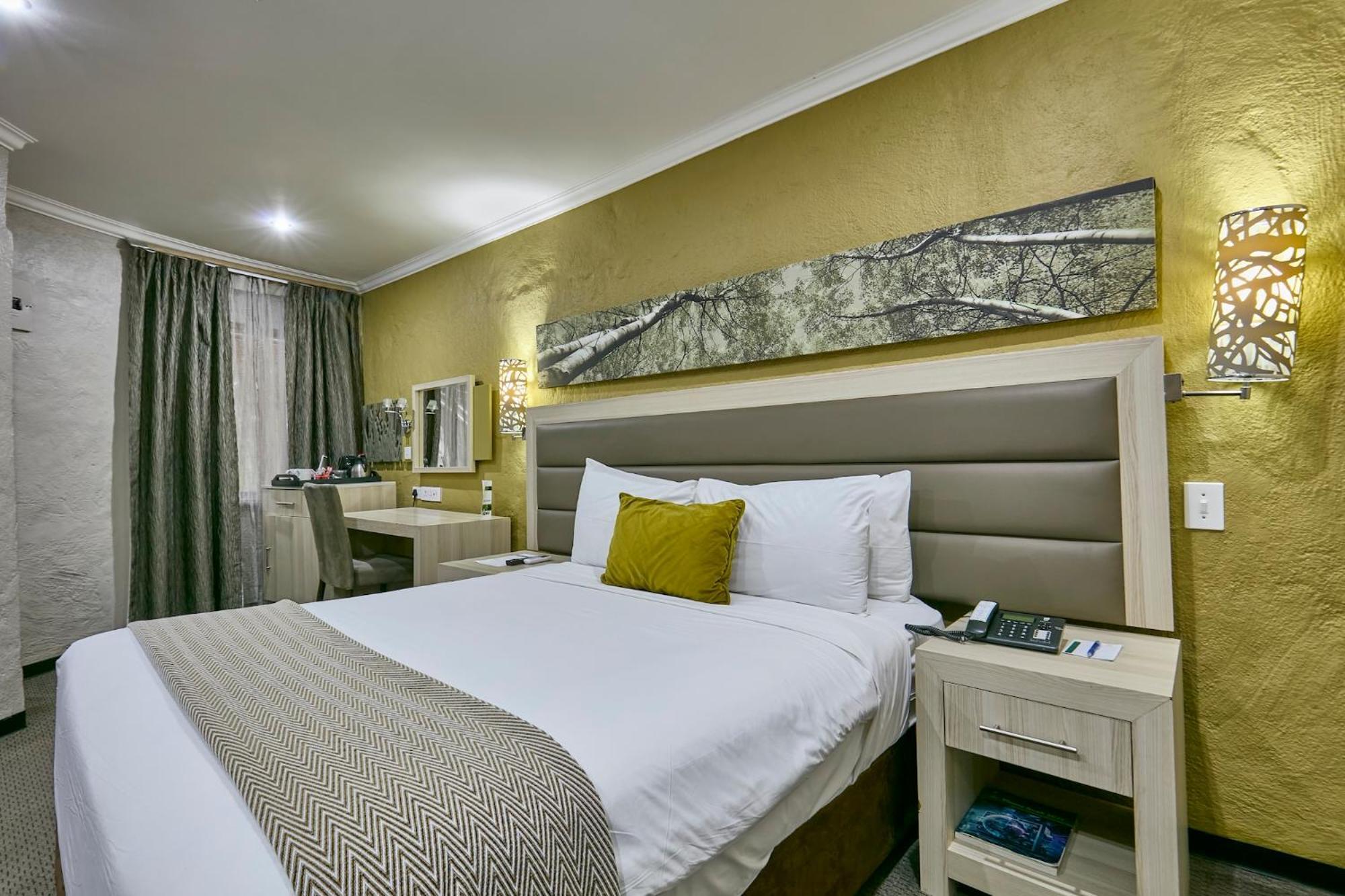 Cresta Marang Gardens Hotel Francistown Kültér fotó