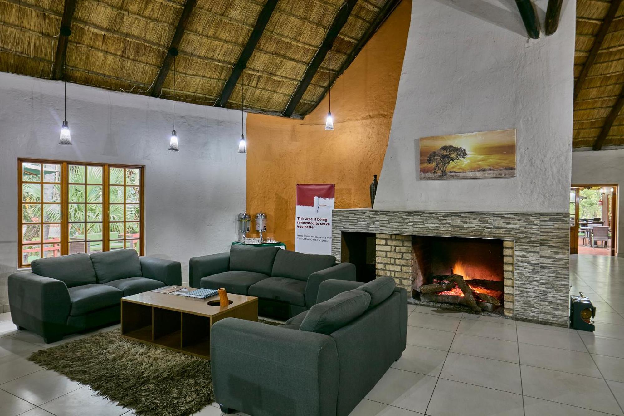 Cresta Marang Gardens Hotel Francistown Kültér fotó