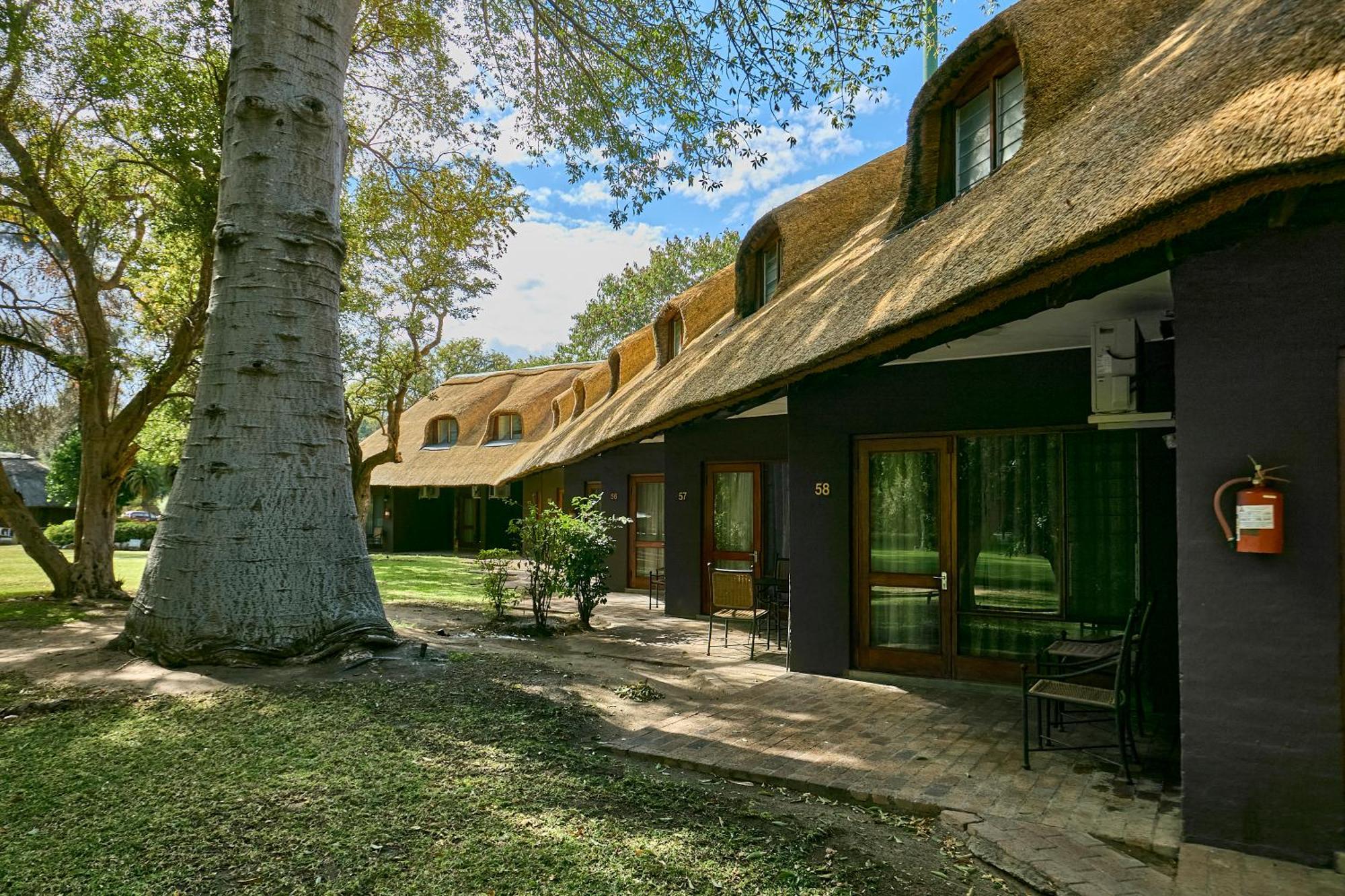 Cresta Marang Gardens Hotel Francistown Kültér fotó