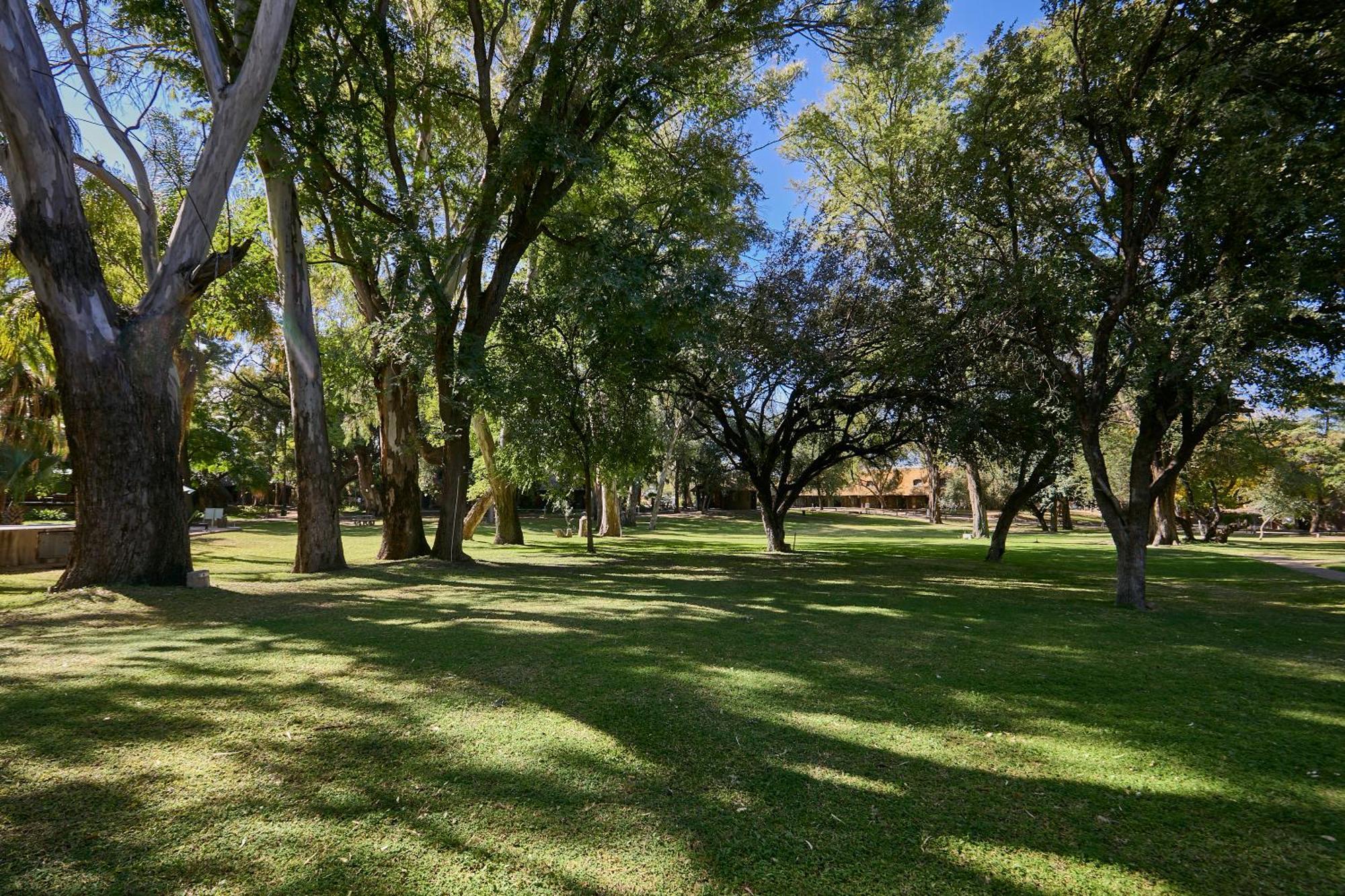 Cresta Marang Gardens Hotel Francistown Kültér fotó