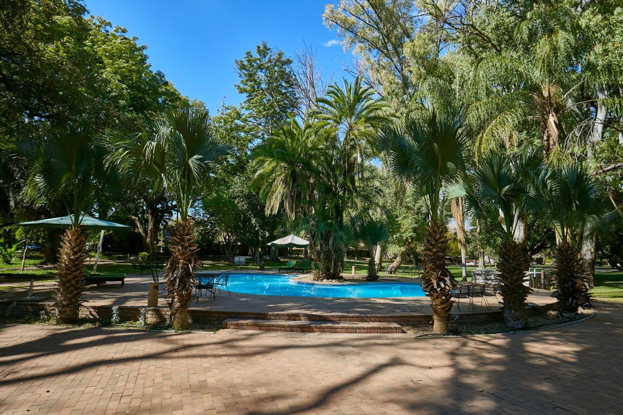Cresta Marang Gardens Hotel Francistown Kültér fotó