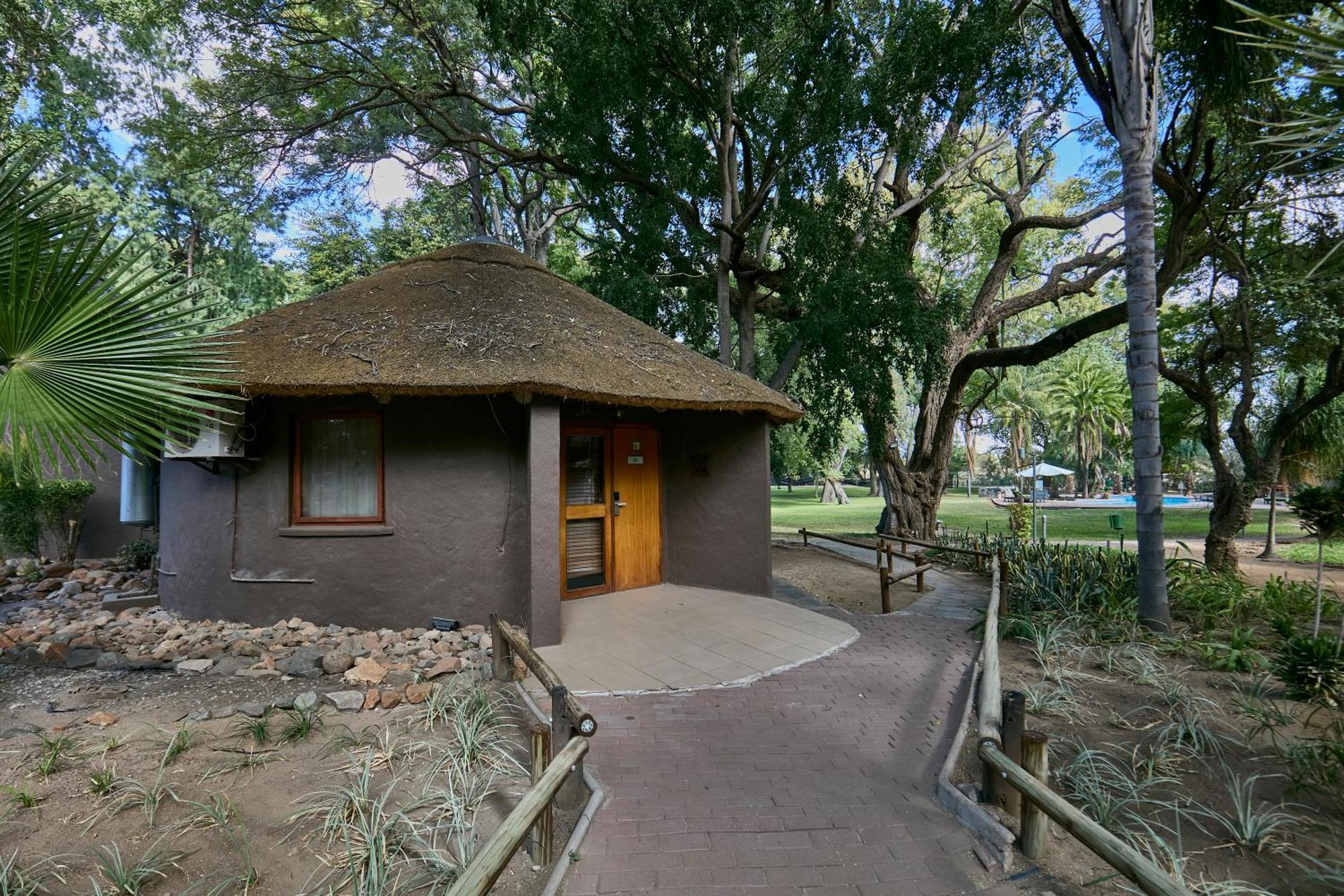 Cresta Marang Gardens Hotel Francistown Kültér fotó